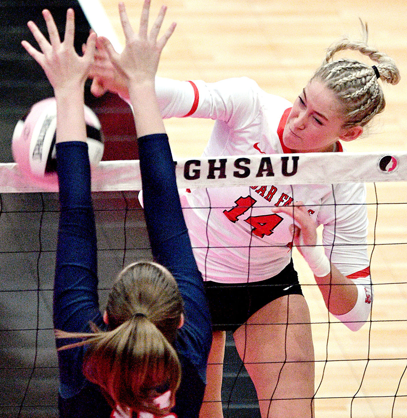 Cedar Falls vs Urbandale state volleyball